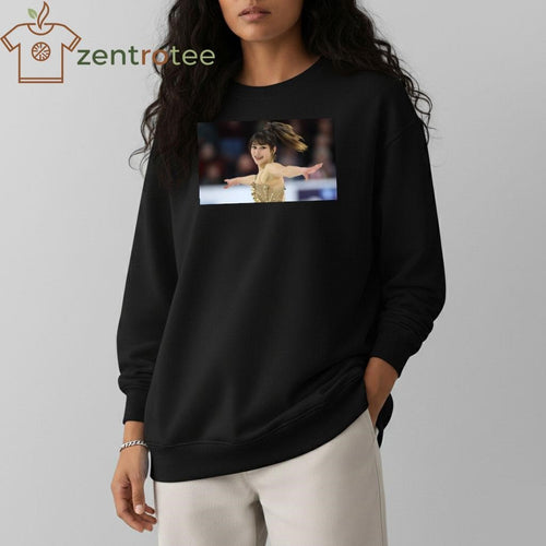 Alysa Liu moment beauti photo shirt