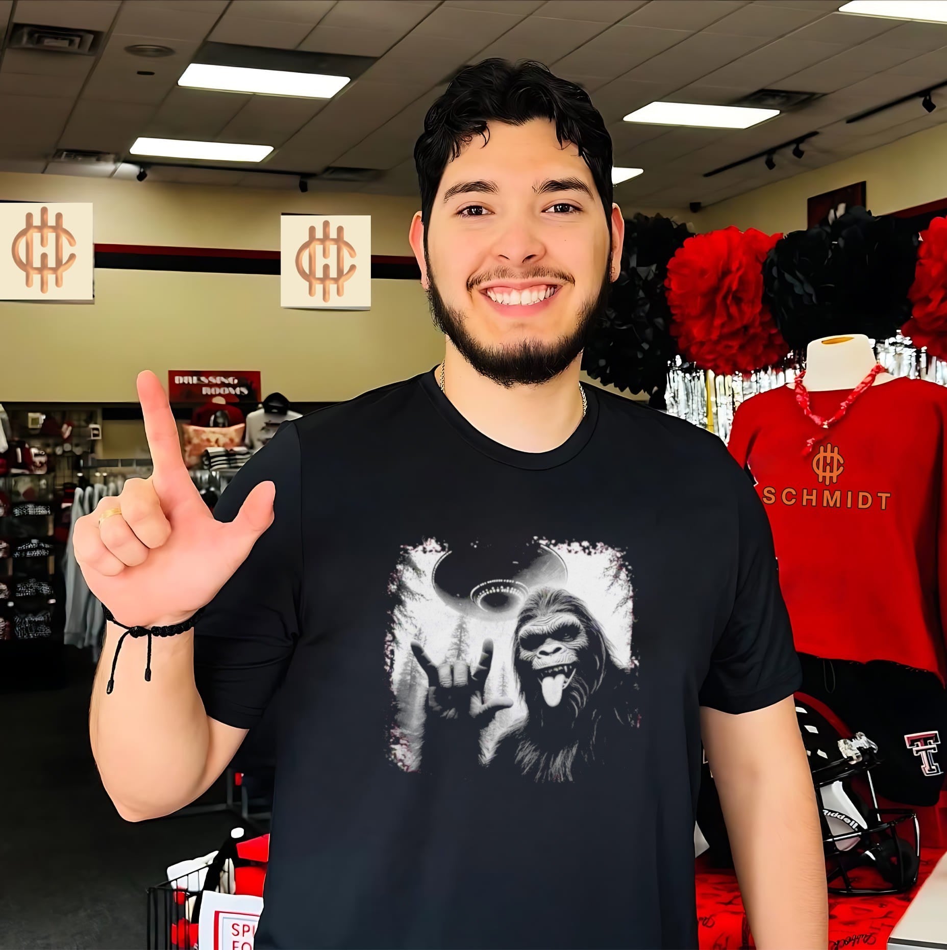 Bigfoot Sasquatch UFO rock on hand Funny shirt
