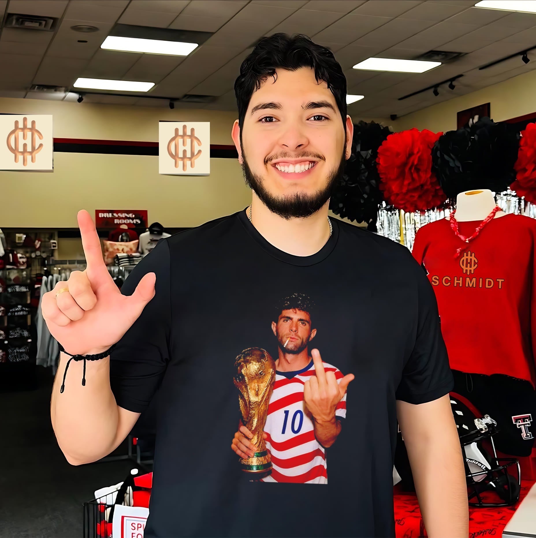 Christian Pulisic USMNT World Cup Champion middle finger shirt