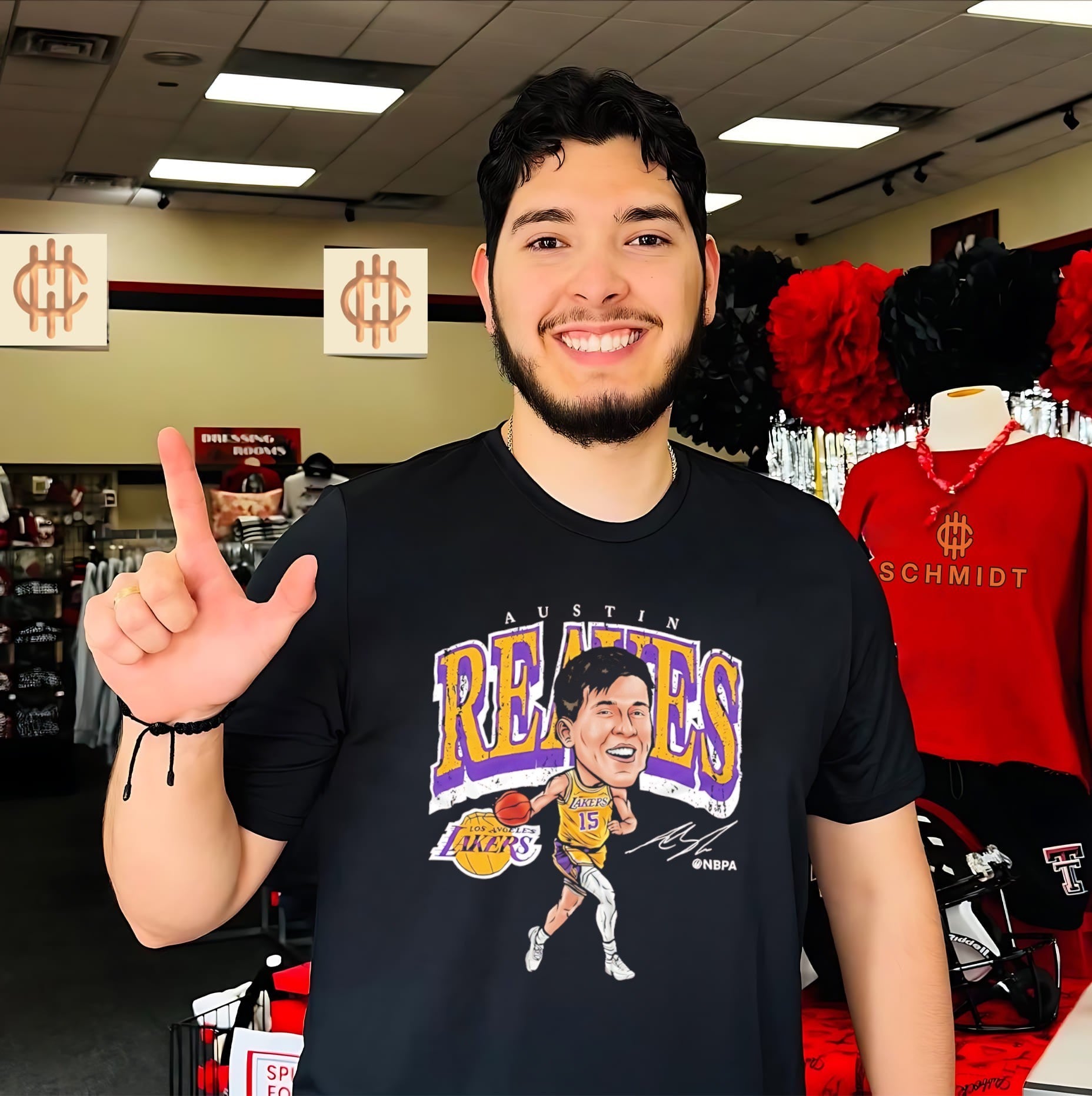 Los Angeles Lakers Austin Reaves big head shirt