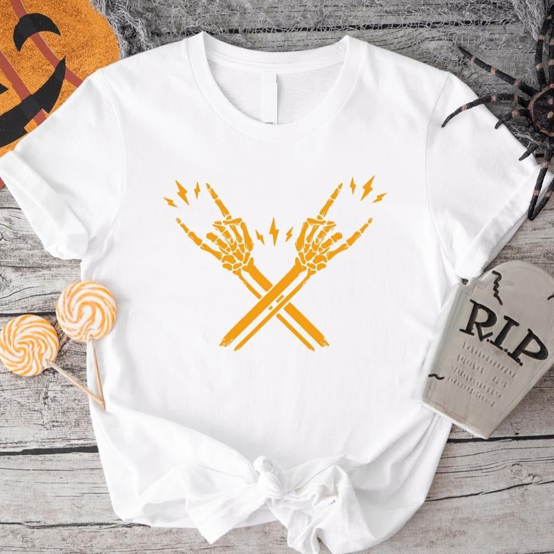Skeleton Hand Skeleton Rocker Shirt Funny Halloween Party Rocker Skeleton Peace Sign Spooky Season Woman T-Shirts