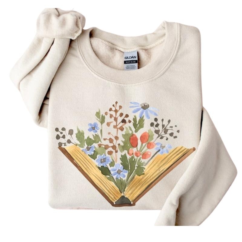 Wildflowers Book Librarian Shirt Book Lovers Bookworms Book Sellers Teachers Readers' T-Shirts
