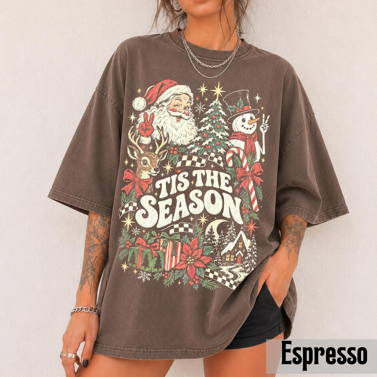 Retro Christmas Y2k Comfort Colors Tee Vintage-Inspired Santa Snowman Collage Tis Season (4)
