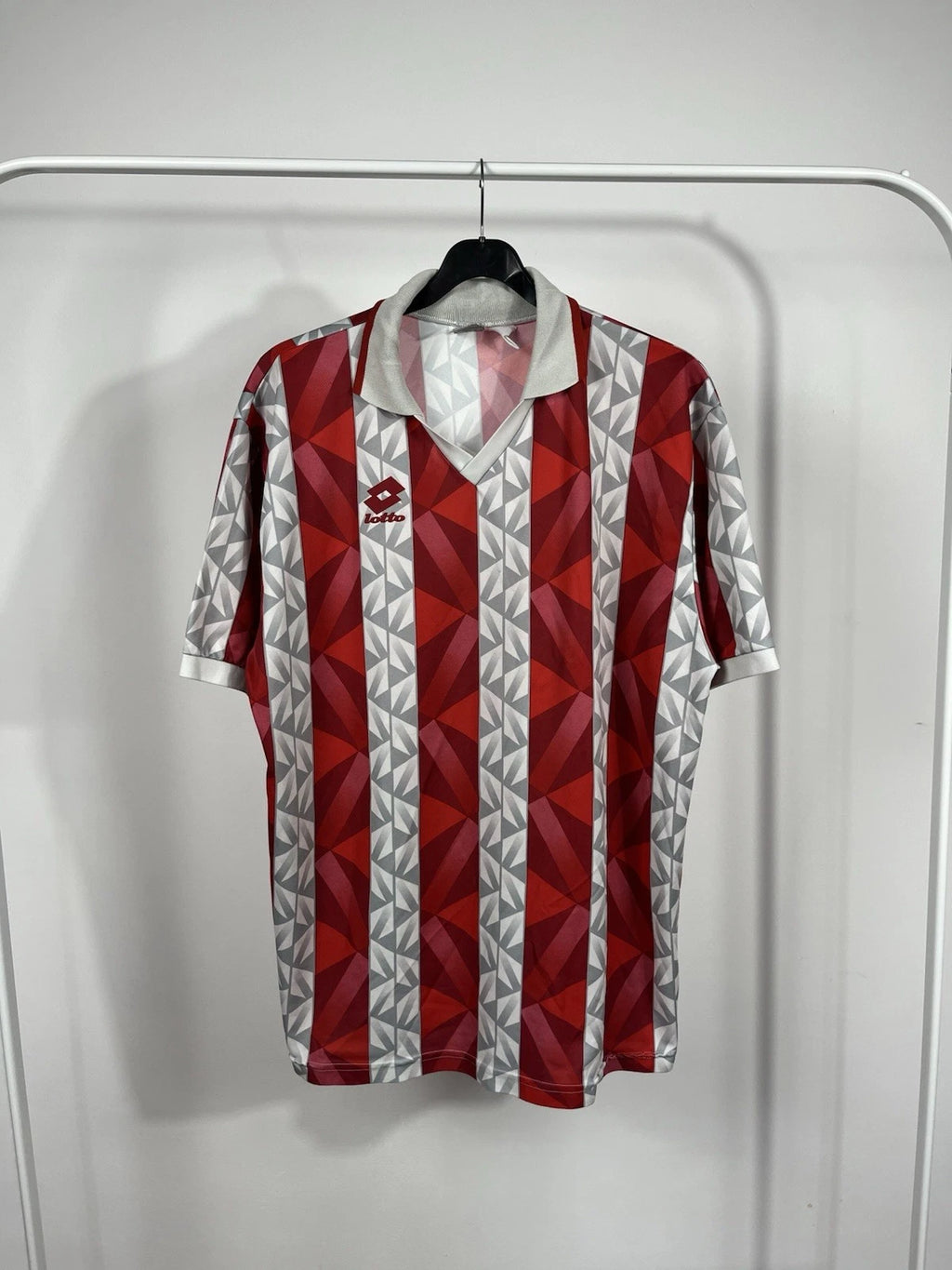 Vintage Lotto Calcio Jersey Geometric Football Shirt Red White Gray 90s XL