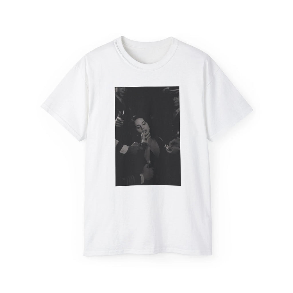 Chic Art Graphic Tee, Trendy Cotton T-Shirt, Fashionable Apparel, Casual [...]