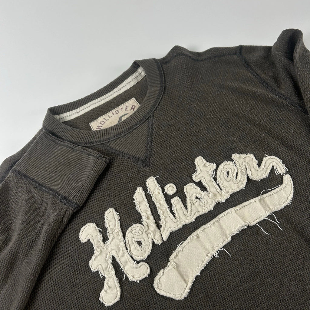 Hollister Men’s SZ XL VTG Y2K Gray Thermal Waffle Spell Out Long Sleeve Shirt