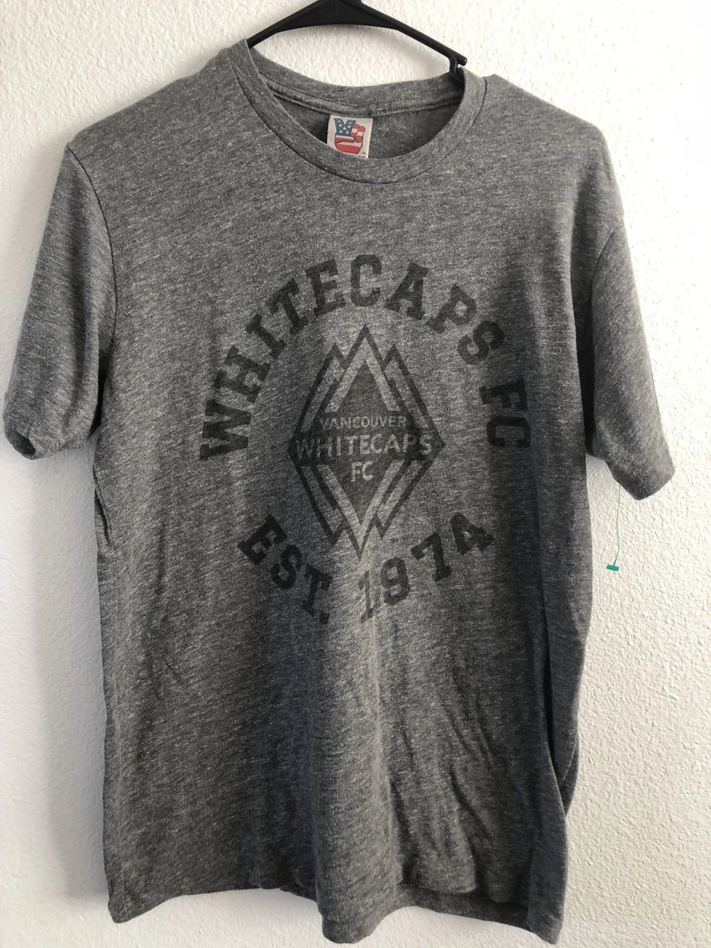 Vintage Junk Food Vancouver Whitecaps FC Football /Soccer Club Men’s T-shirt S