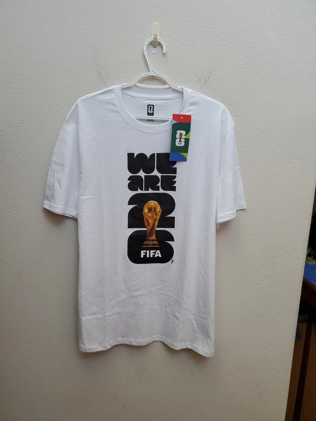 NEW 2026 FIFA Soccer World Cup 26 Trophy Graphic T-Shirt   NWT  2XL