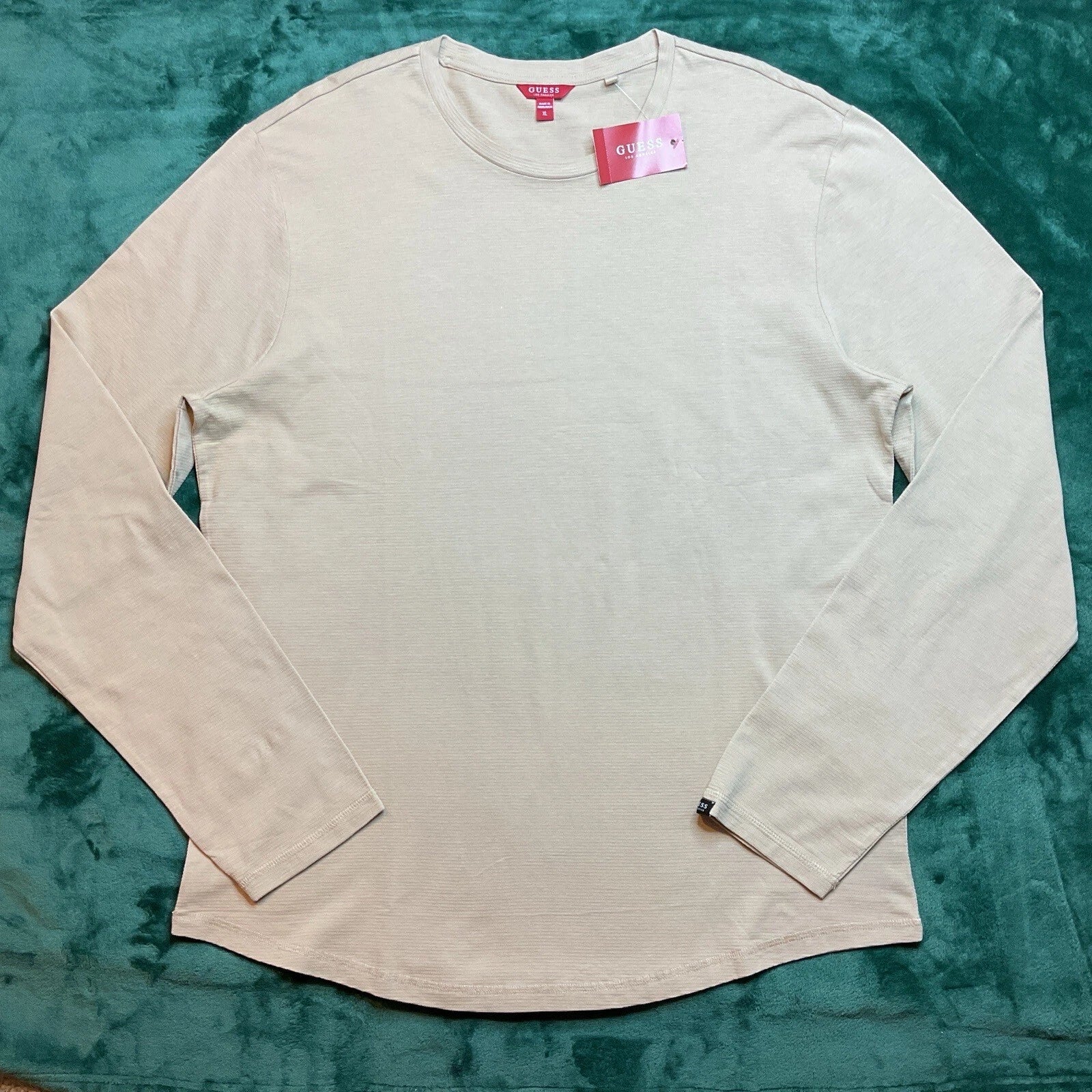 GUESS Los Angeles Men’s Long Sleeve T-Shirt Size X-LARGE Beige w/Black NEW