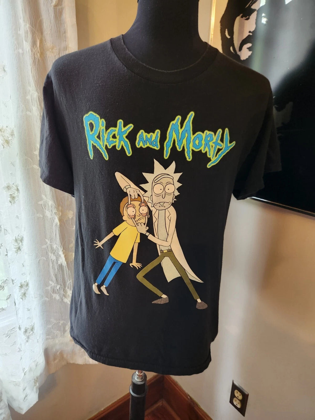 Rick & Morty Big Eyes Mens Large Black Cotton Funny Cartoon Adult Swim Tee