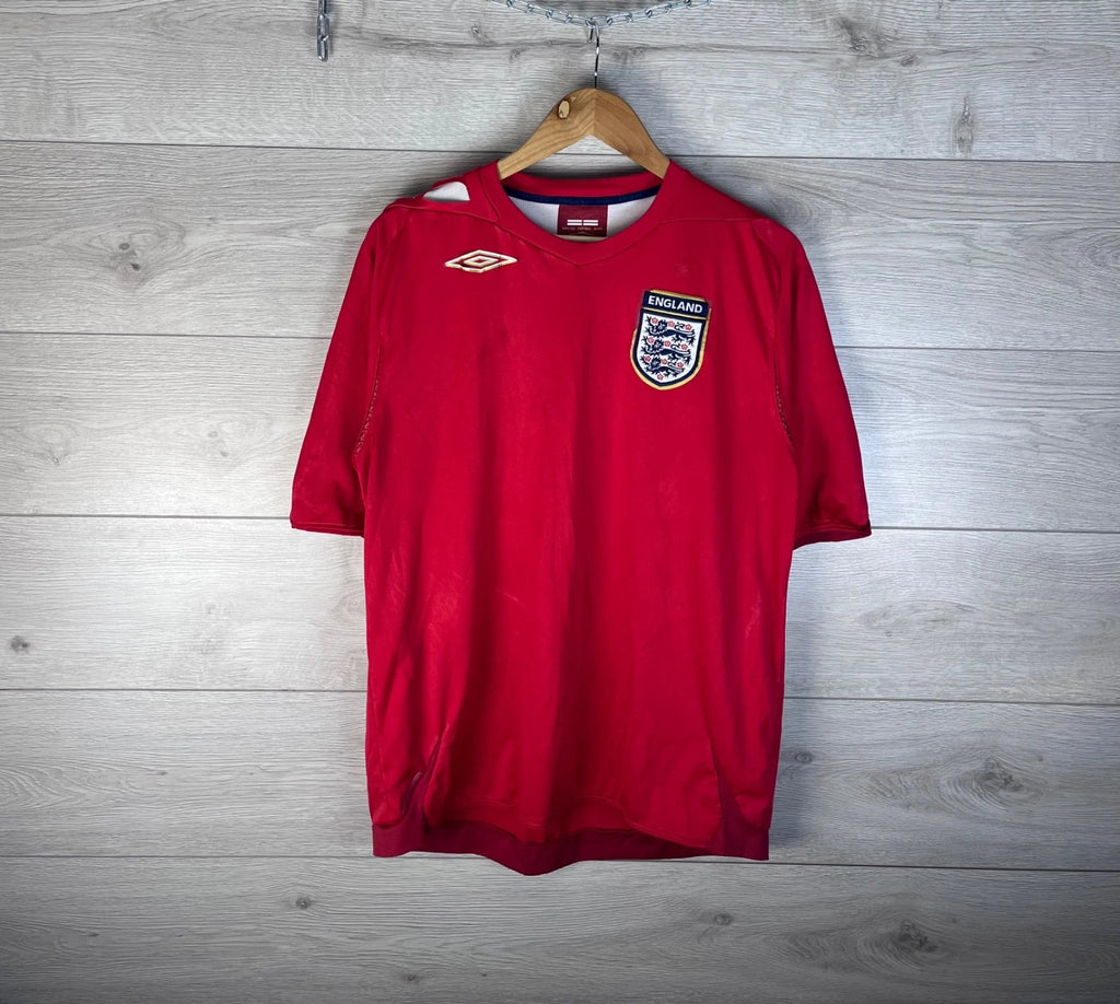 Vintage football t-shirt Umbro England size L 2006/07s red