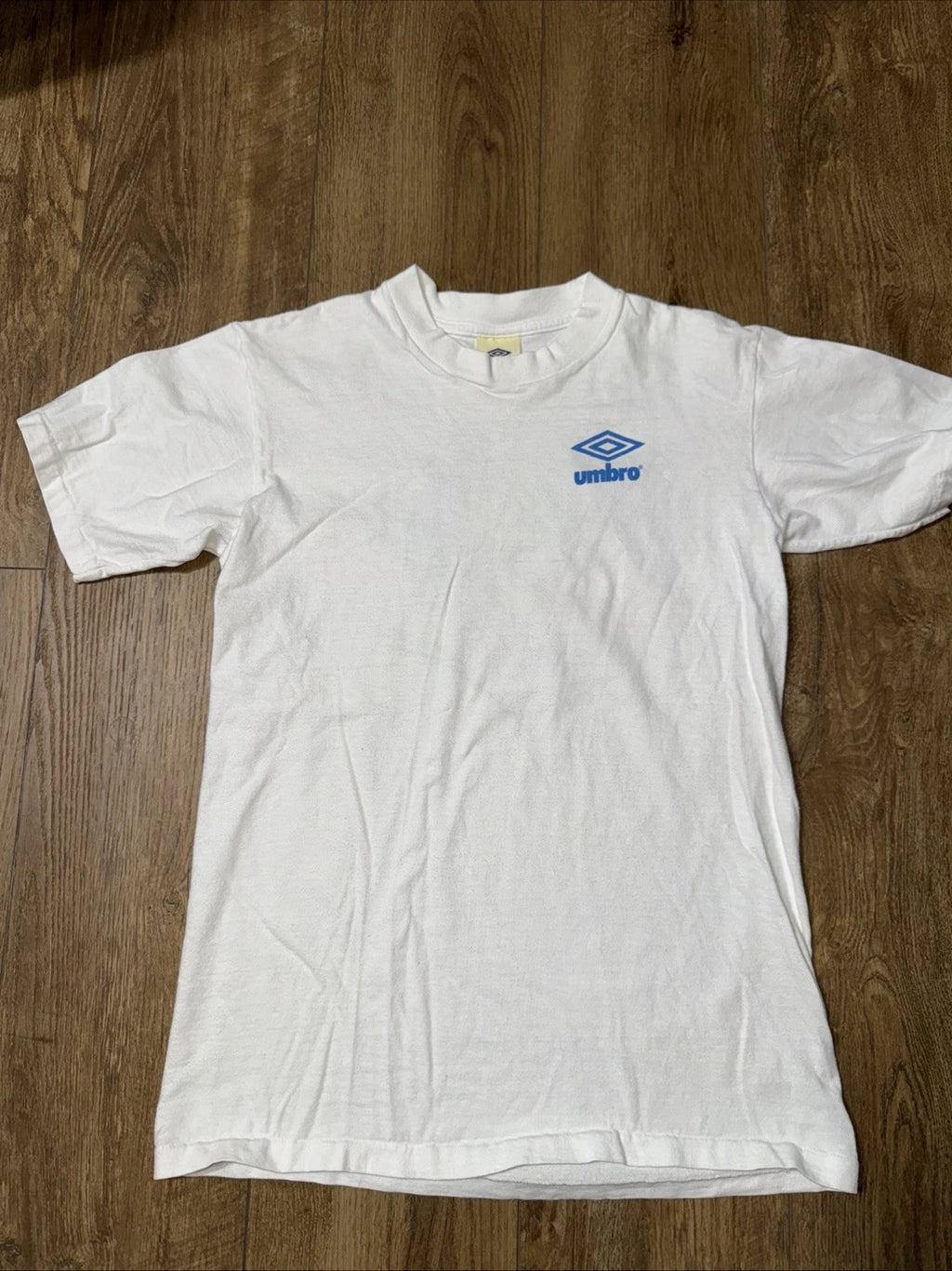 Umbro Men's Or Kids White Tshirt Vintage Small soccer 90s y2k