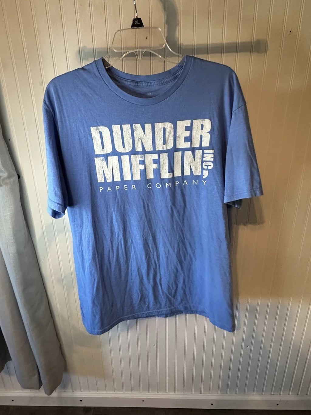 Dunder Mifflin Men's T-Shirt Size XL