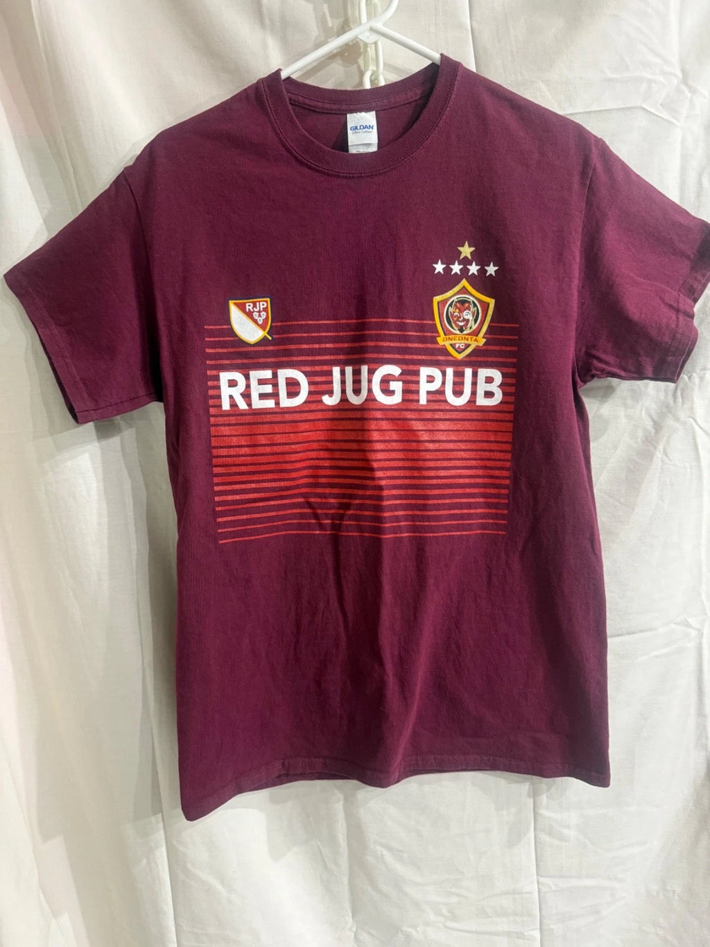 Red Jug Pub Oneonta New York Double-Sided Graphic T-Shirt Size Medium Soccer 17