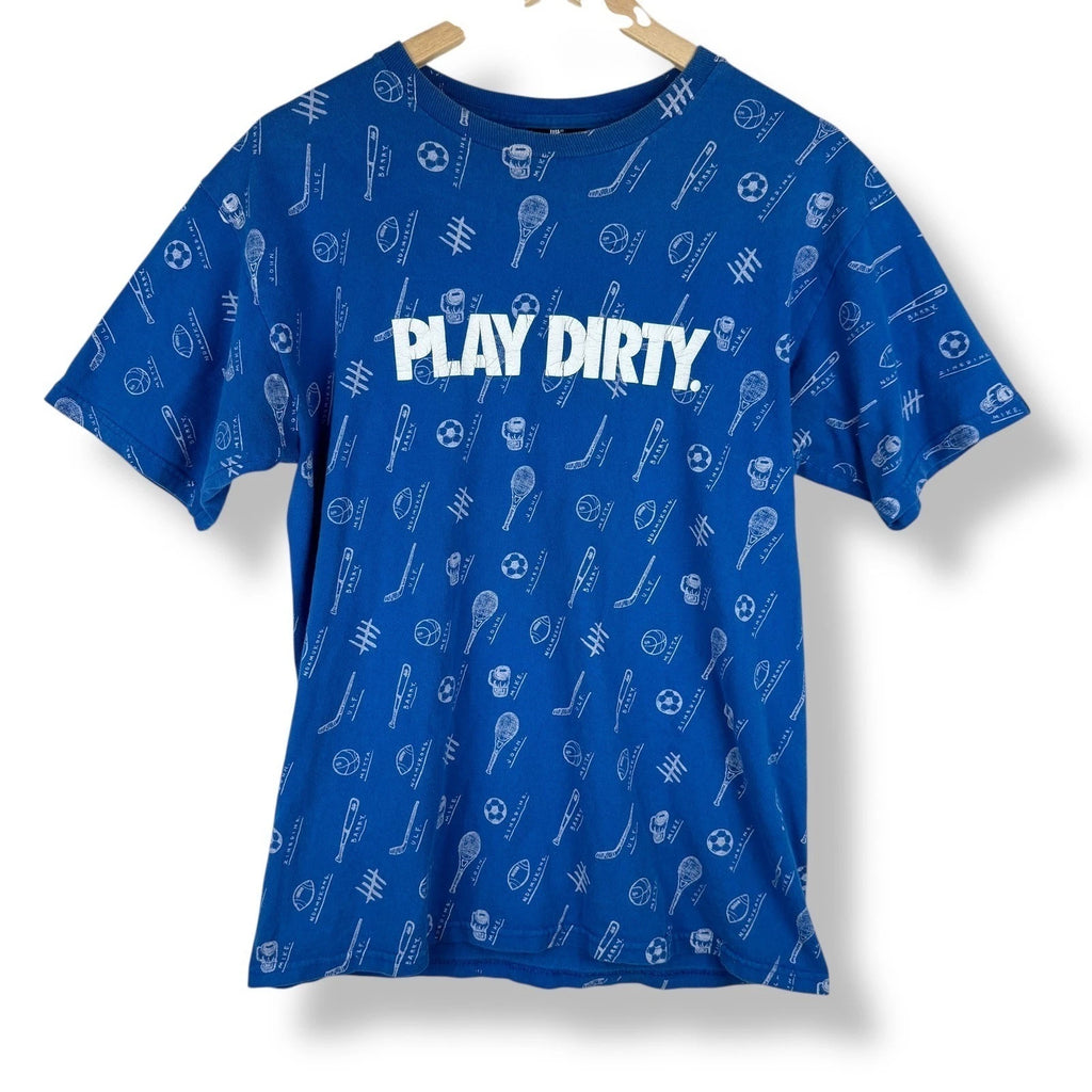 Undefeated Play Dirty T Shirt Mens Size Medium Streetwear Limited Edition Sporty
