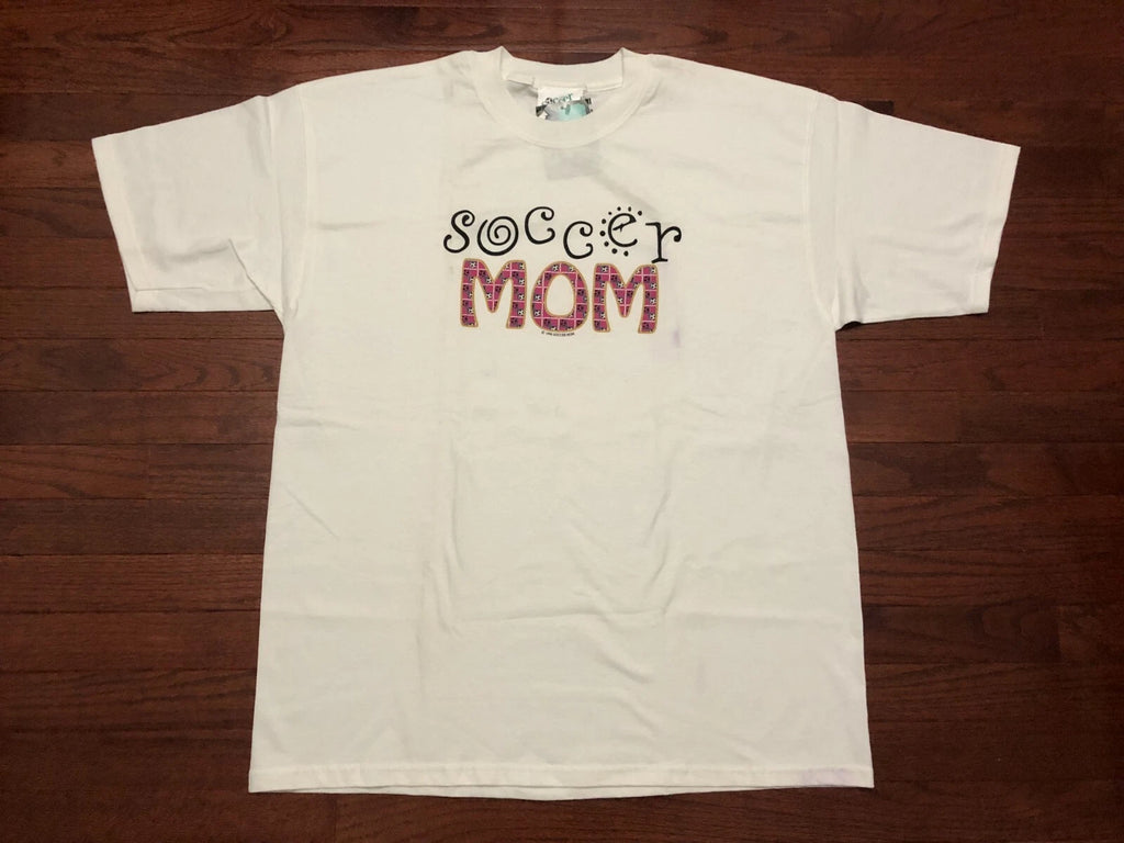 NEW 1996 SOCCER MOM T SHIRT MENS XL WHITE PINK BLACK VINTAGE 90's MOTHER NWT v e