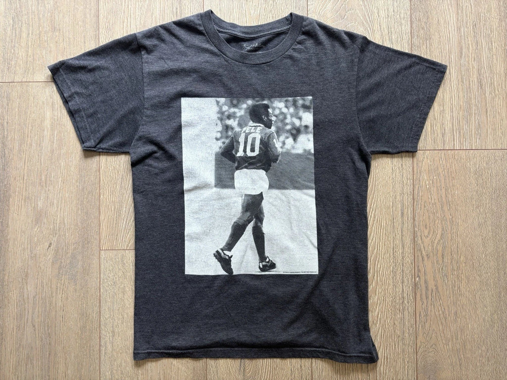Wright & Ditson Pelé Graphic T-Shirt Dark Gray Men's Small