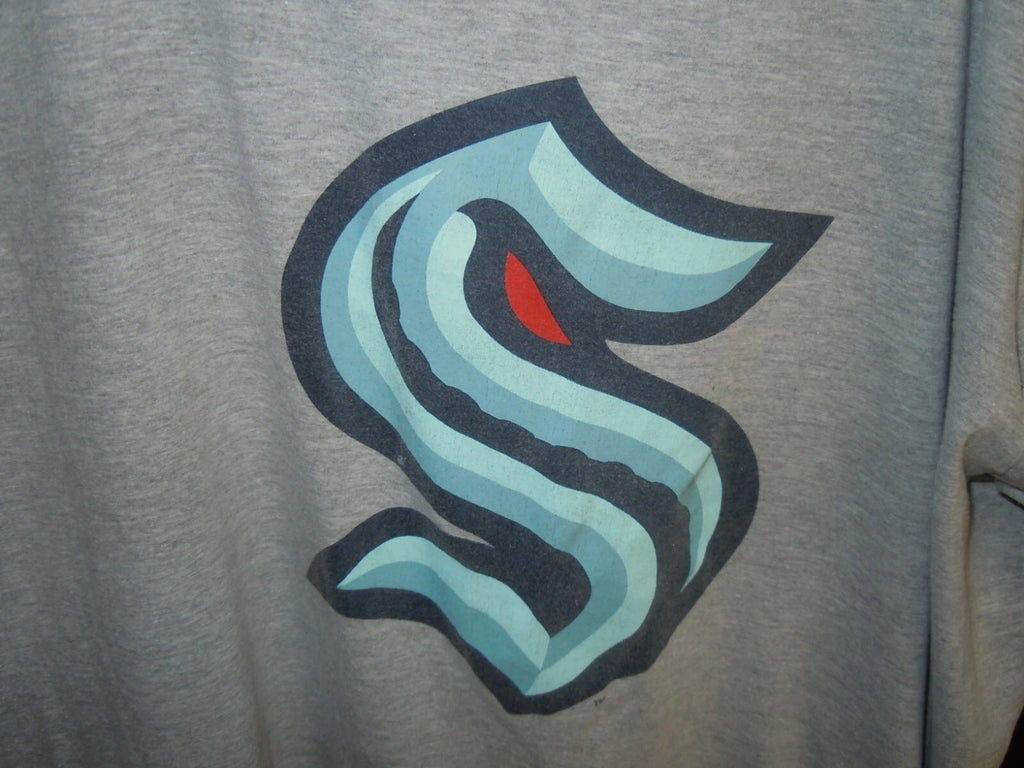 " FANATICS " SEATTLE KRACKEN GRAY SHORT SLEEVE T SHIRT - SIZE XL