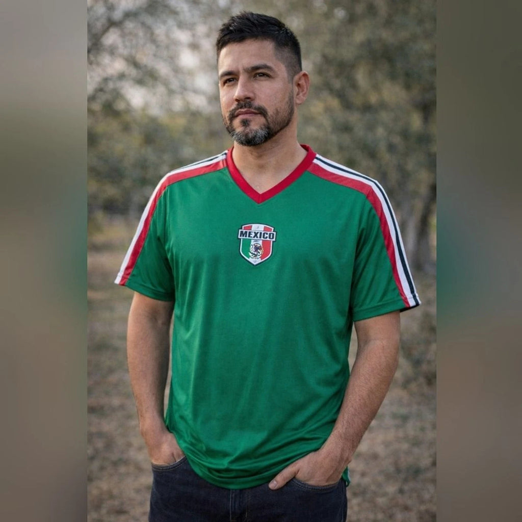 Icon Sports Mexico Soccer Jersey Green Short Sleeve V-Neck Men Large