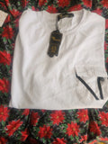 2xl White T Shirt with A Stylish Ppcket Design Perfect for Any Occasion