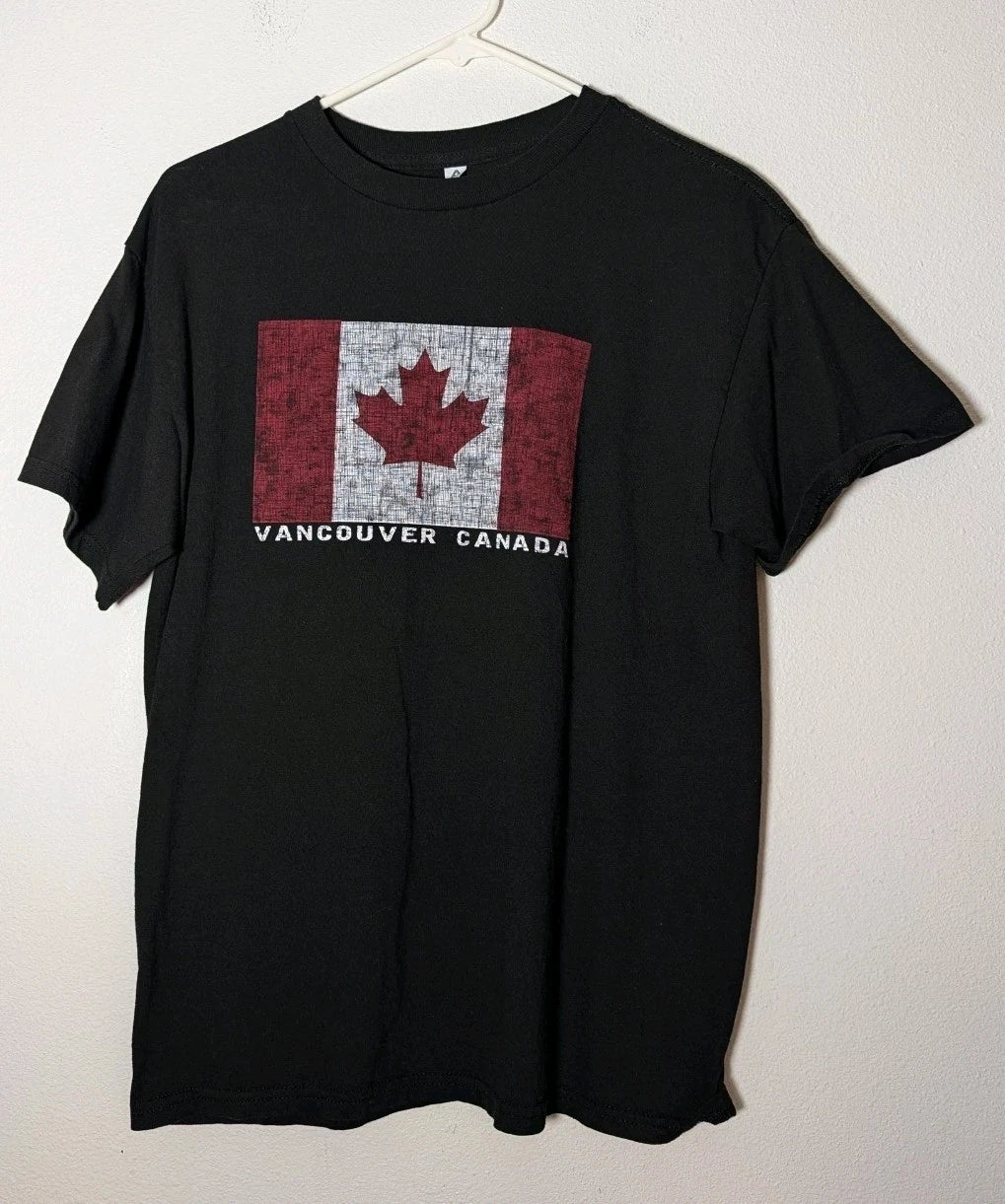 Men's Vancouver Canada Flag Graphic Size Medium Black Short Sleeve T-Shirt