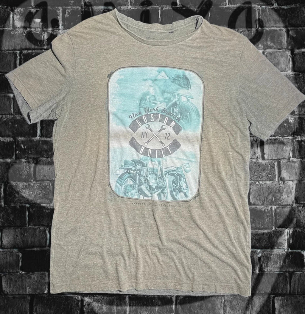 New York Branch Custom Built Motorcycle Men’s Short Sleeve T-shirt Medium Green