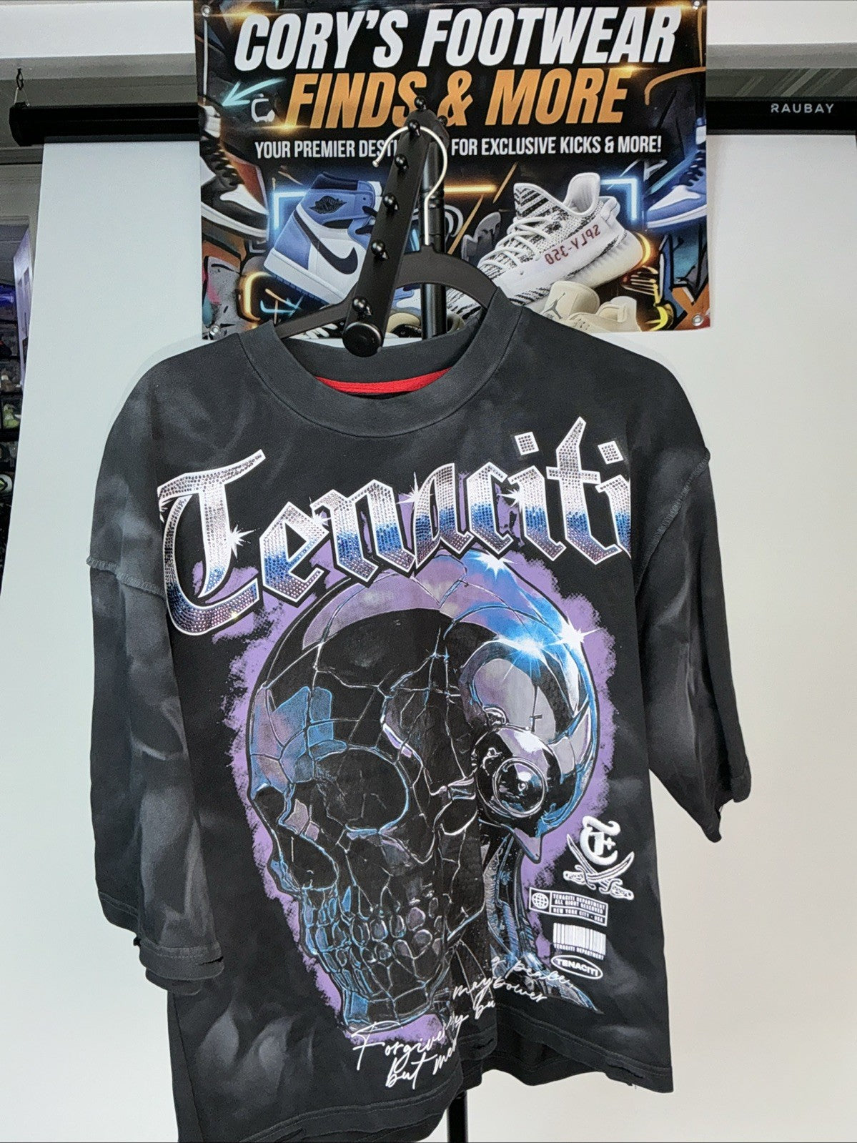 NEW Tenaciti Men’s Streetwear T-Shirt Size Small (MSRP $120)