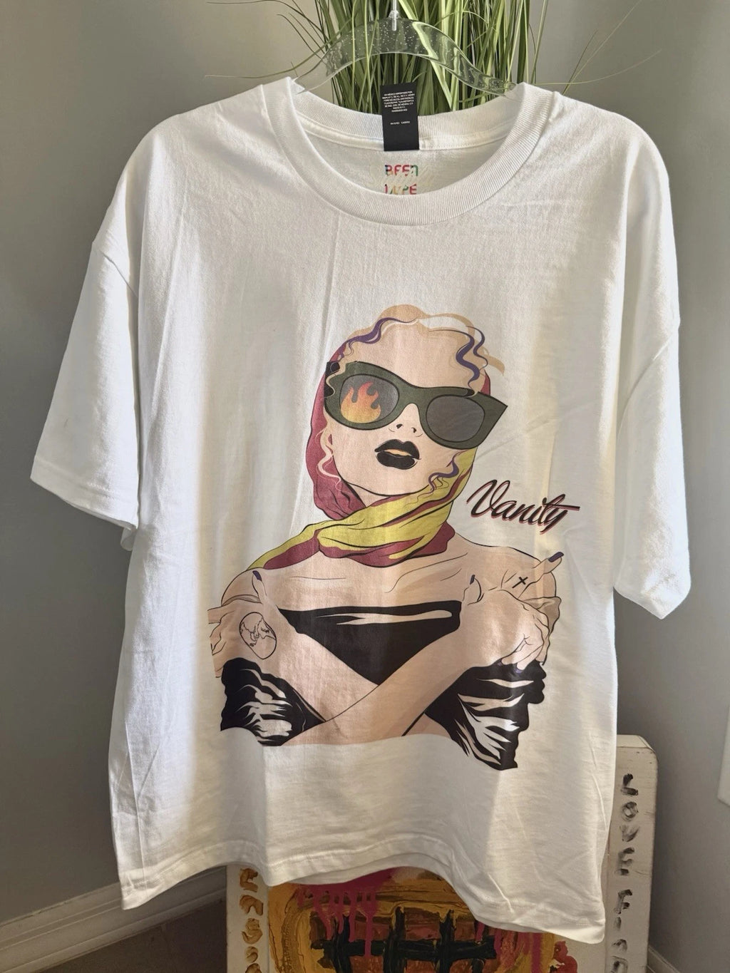 On The Vanity Size XL Crewneck White T-Shirt Been Dope Supply