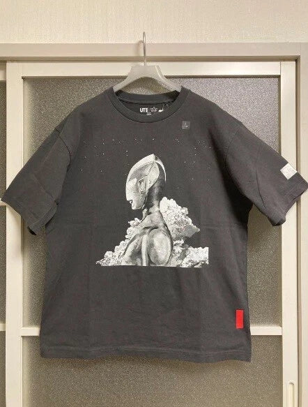 Uniqlo Kenshi Yonezu UT M 87 Shin Ultraman Relaxed Fit Cotton T-shirt Gray Japan