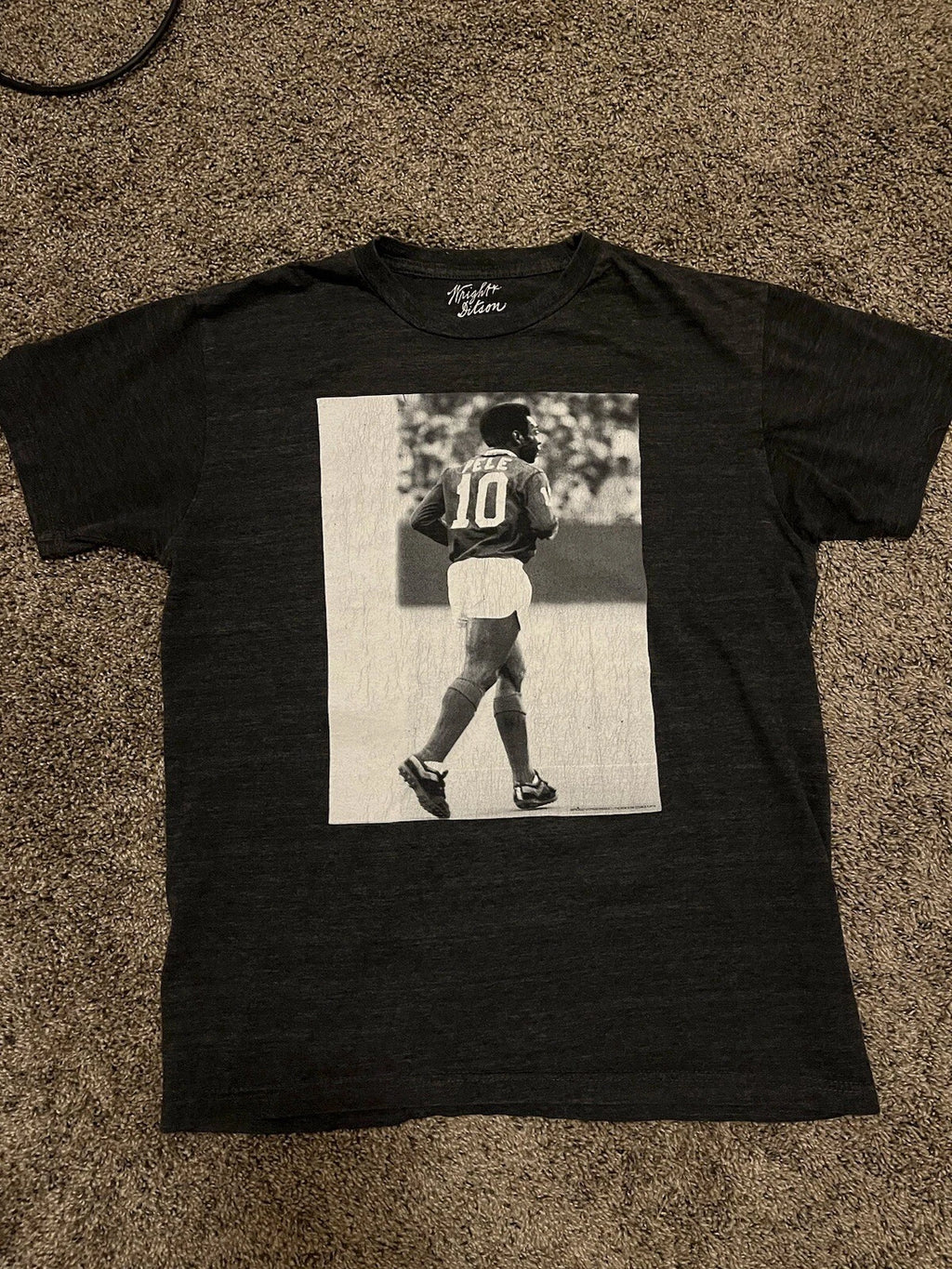 RARE - Wright & Ditson - PELE -  Gray T Shirt - Medium