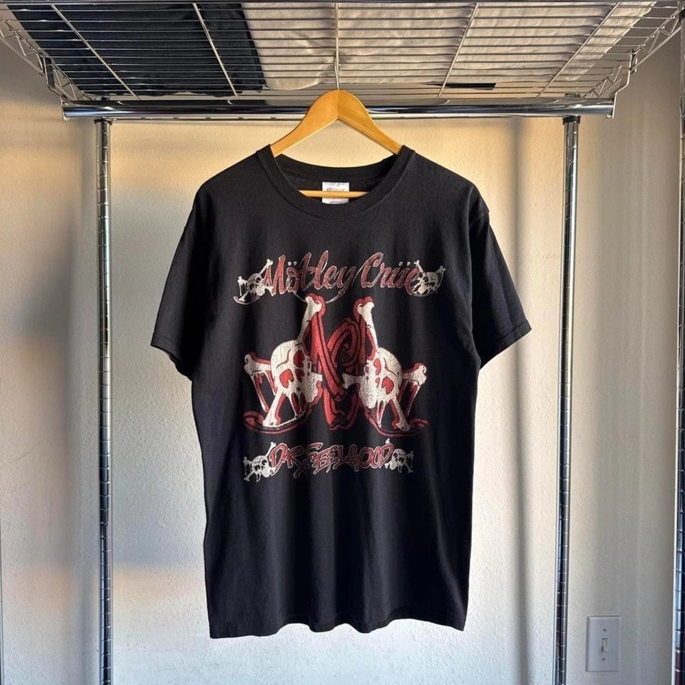 Vintage Motley Crue Dr. Feel Good Grunge Black and Red Graphic Tee Shirt Y2K