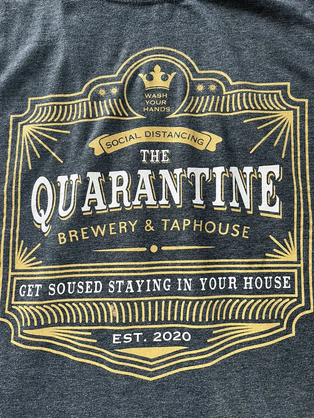 Quarantine Brewery & Taphouse Graphic T Shirt Size XL Est 2020 Social Distancing