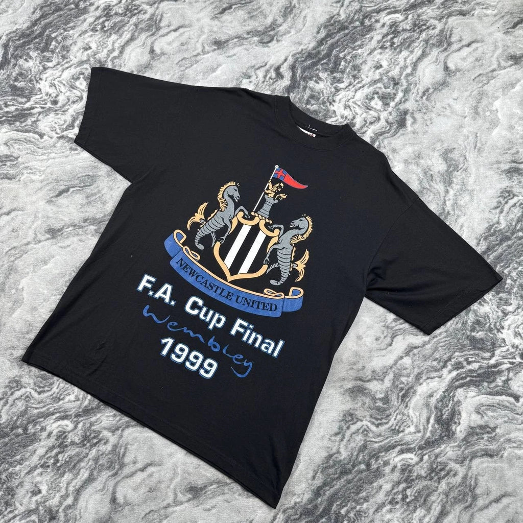 Vintage Newcastle United 1999 FA Cup Final T-Shirt Soccer Men Size XL Black