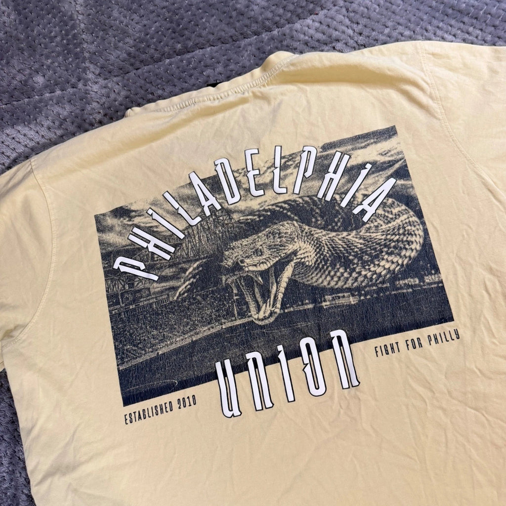 MLS Philadelphia Union Mens XL T-Shirt Yellow Snake Graphic Fight For Philly Tee