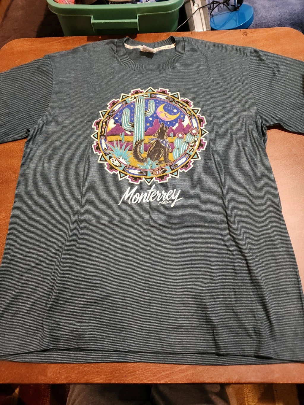 Arli Travel Monterrey, Mexico Men's LARGE S/S Green VintageT-Shirt EUC. SB13