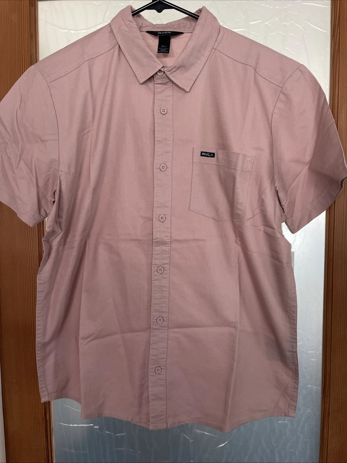 New RVCA Sport Designer Street Style Button Font Short Sleeve Shirt Size M